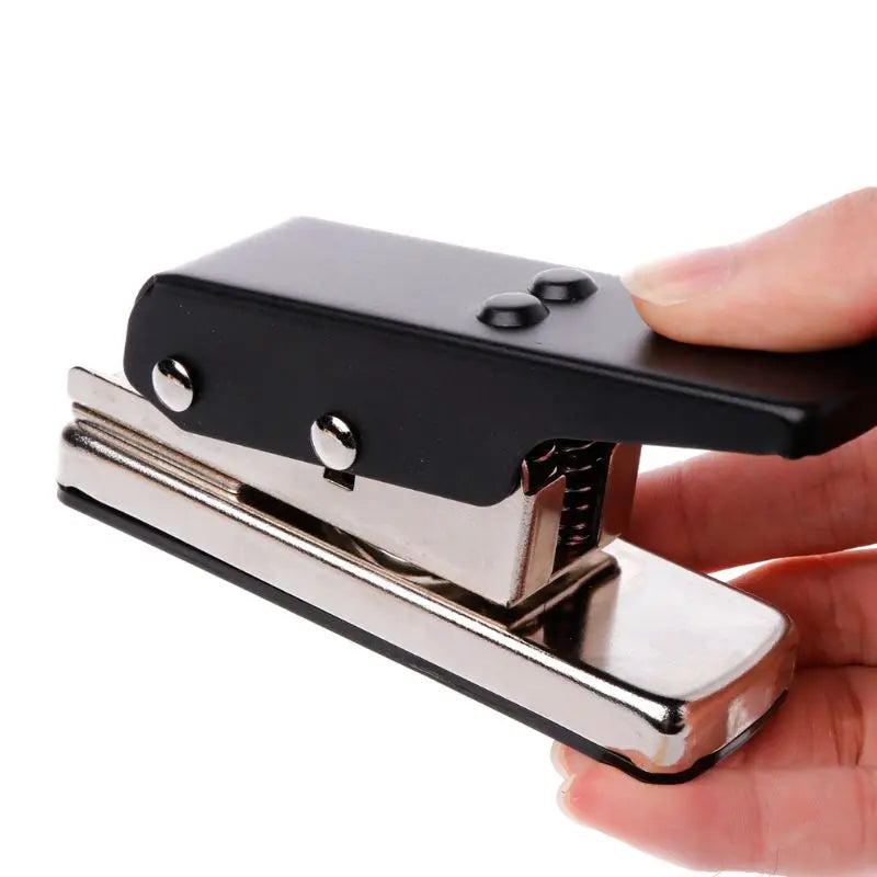 🎸 Guitar Pick Punch – Create Custom Picks from Old Cards!