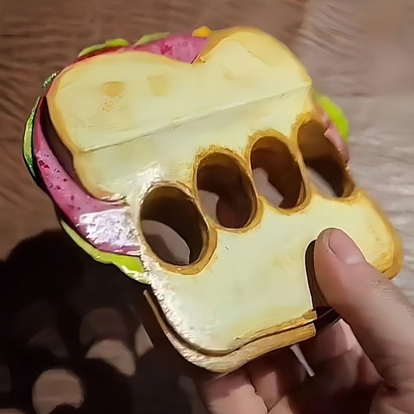 🥊🥪 Knuckle Sandwich – Creative Prank Prop | Resin Fake Food Model | Horror & Funny Party Decoration
